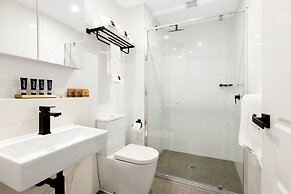 Manhattan Apartments - Glen iris