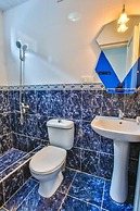 Book Hotel