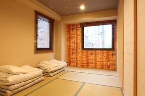 Shimanouchi Luxury Apartment