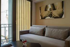 Fos DownTown Suites