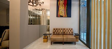 Fos DownTown Suites