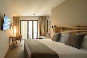 Fos DownTown Suites