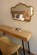 Fos DownTown Suites