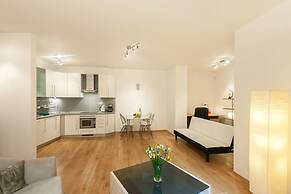 Romantic Condo near Charles Bridge