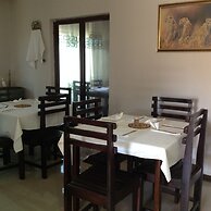 DL Lodge