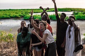 Bonobo Lodge