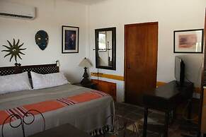Casa Artista BnB Manzanillo