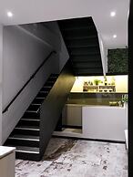 Small Hotel