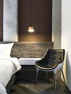 Small Hotel