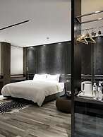 Small Hotel
