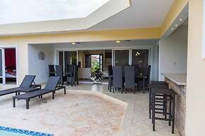 Beautifully Italian Designed Villa