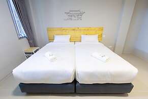 Fine Bed Hotel