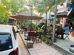 Hue Lotus Homestay