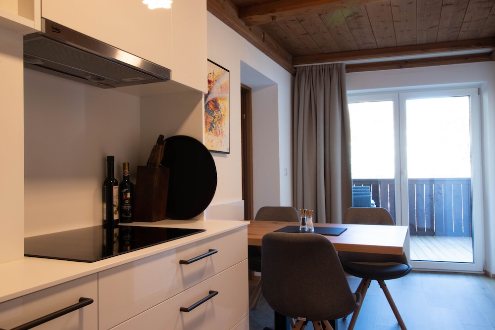 Wally Berg Apartements