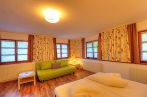 Wally Berg Apartements