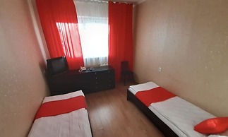 MaxRooms Volga Hollywood