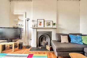 Bright Flat in City Centre for up to 6 Guests!