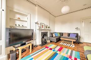 Bright Flat in City Centre for up to 6 Guests!