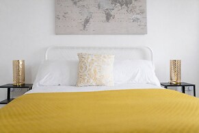 Ella Fitzgerald - Luxury 2 Bedroom Apt