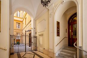 The Shell Rome Suite