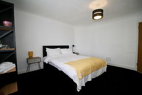 Chequers Inn