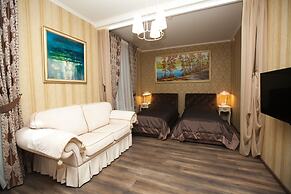 Mandarin ClubHouse