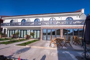 Boutique 23