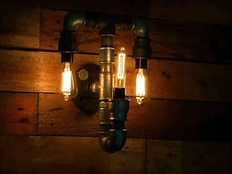 The Lodge Rooms