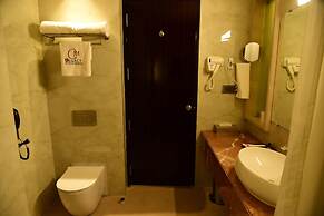 Om Clarks Inn Raebareli