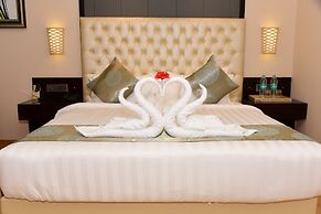 Om Clarks Inn Raebareli