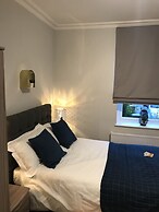 Flat 1 Helena House, 1-bed, Sleeps 2, Garden