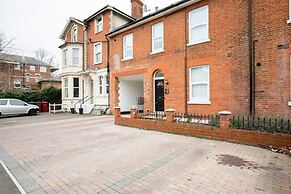 11 Helena House