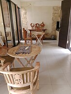 Muaya Villa