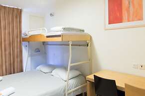 HI - Shlomi Hostel