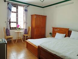 Mui Dinh Hotel