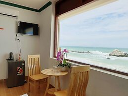 Mui Dinh Hotel