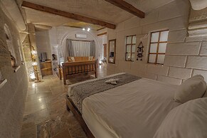 Zara Cave Hotel +10