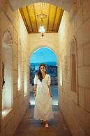 Zara Cave Hotel +10