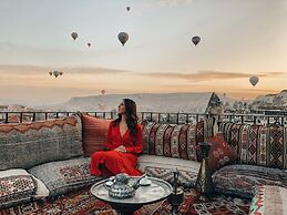 Zara Cave Hotel +10