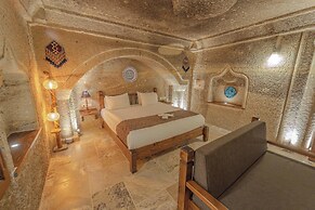 Zara Cave Hotel +10