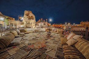 Zara Cave Hotel +10
