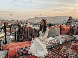 Zara Cave Hotel +10