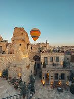 Zara Cave Hotel +10