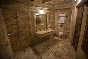 Zara Cave Hotel +10
