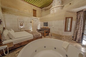 Zara Cave Hotel +10