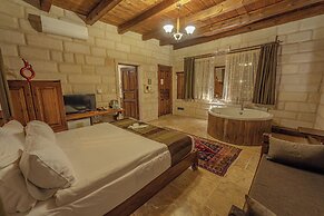 Zara Cave Hotel +10