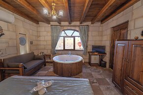 Zara Cave Hotel +10