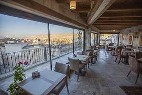 Zara Cave Hotel +10