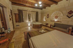 Zara Cave Hotel +10