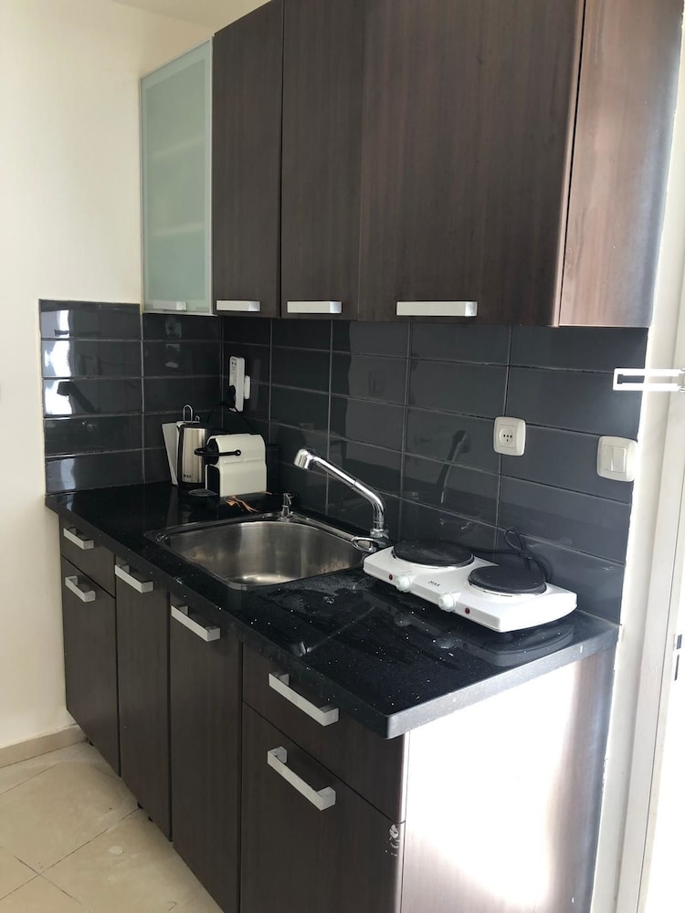 New Cozy Suite W Garden 300M From Beach